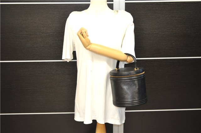 Authentic LOUIS VUITTON Epi Cannes Cosmetic Hand Bag Black M48032 LV 5806C