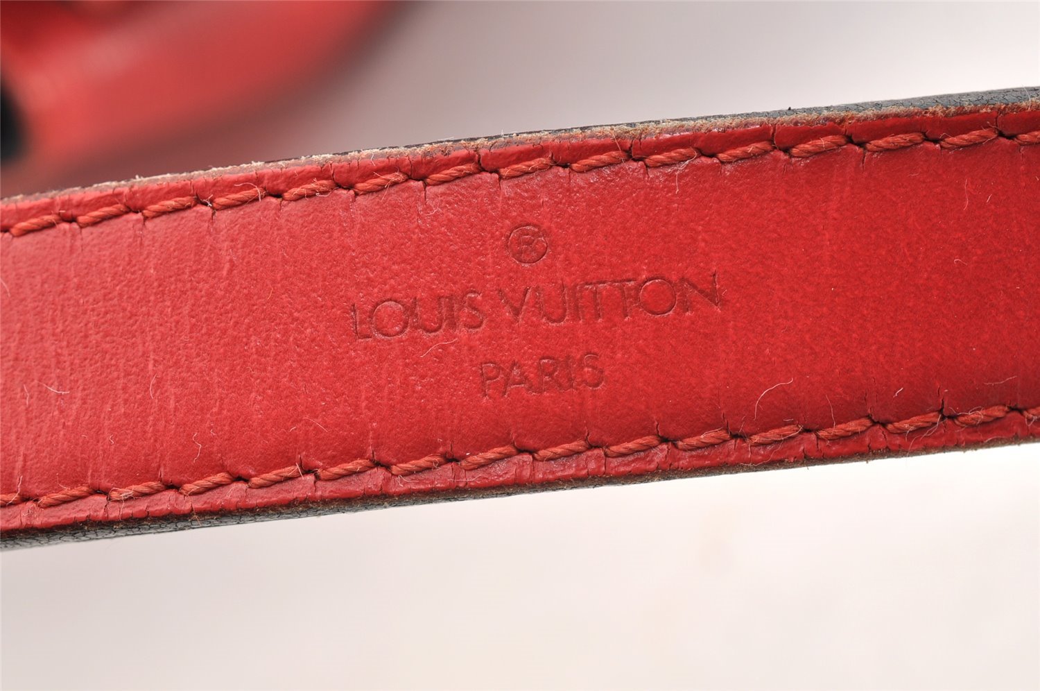 Authentic Louis Vuitton Epi Petit Noe Shoulder Drawstring Bag M44107 Red 5809I