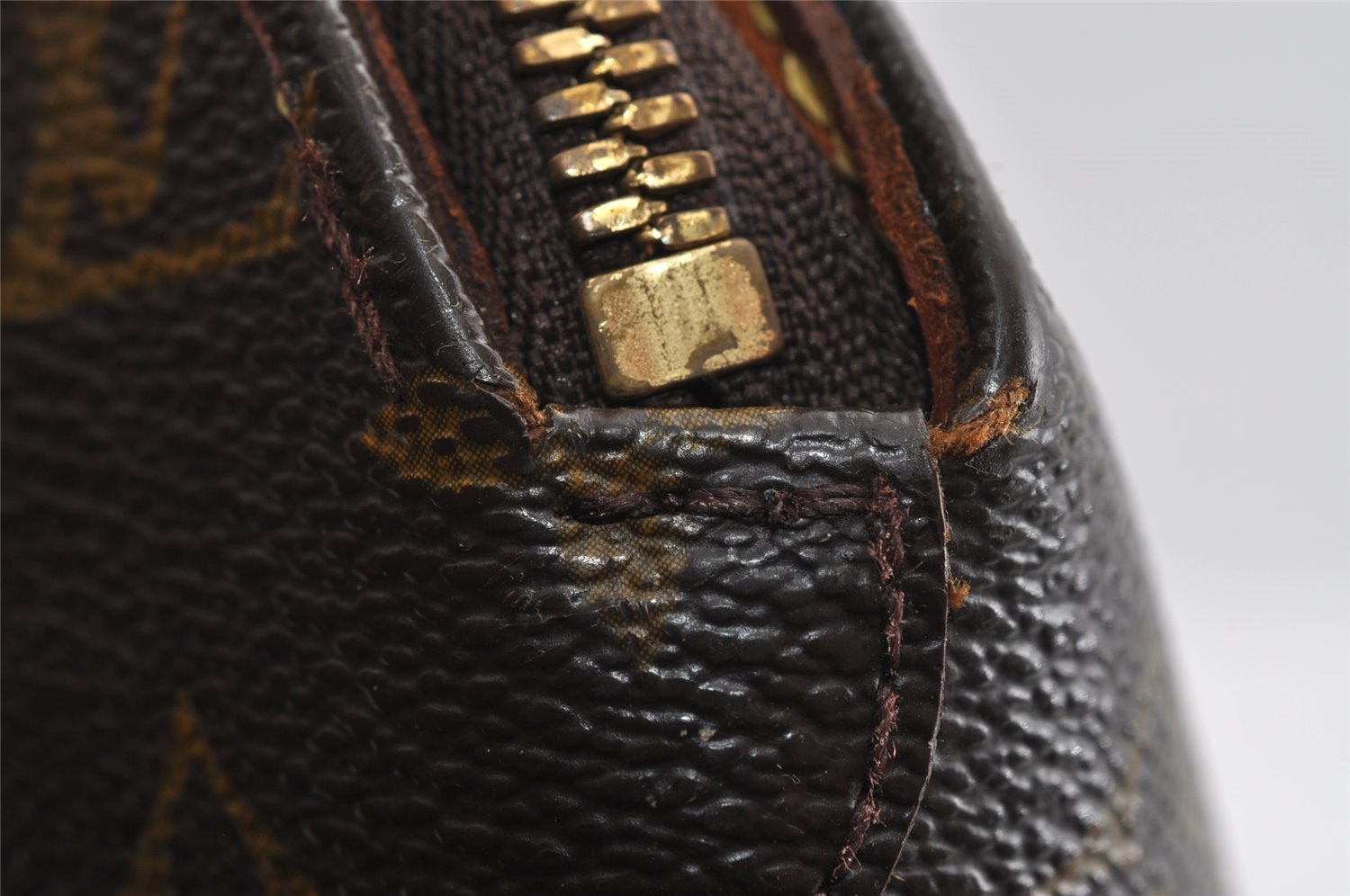 Authentic Louis Vuitton Monogram Ellipse MM Hand Bag M51126 LV 5811I