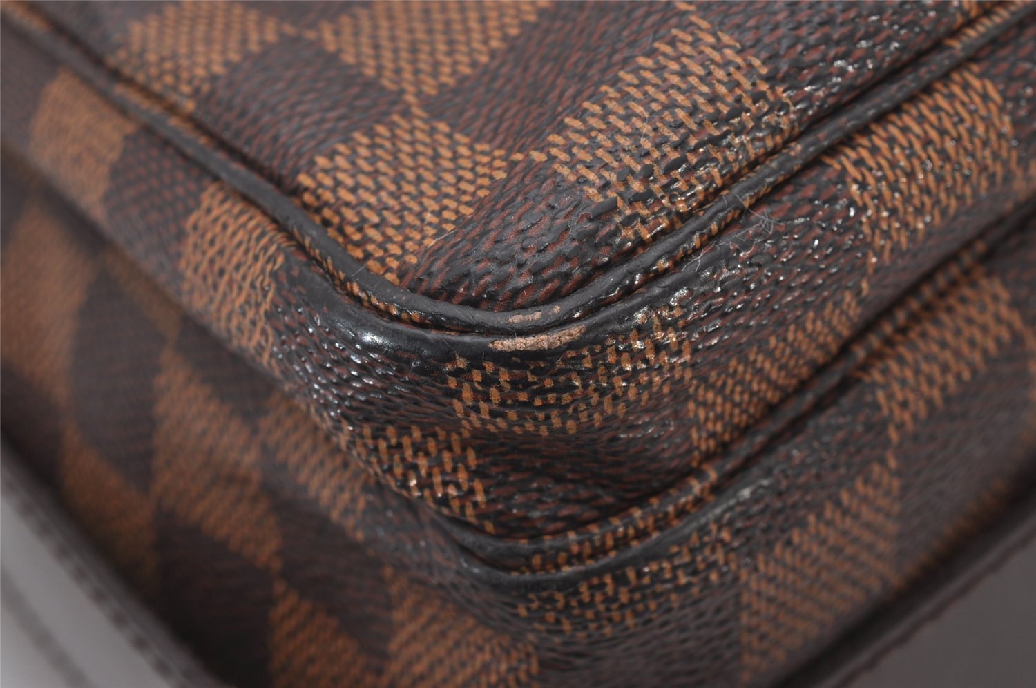 Authentic Louis Vuitton Damier Naviglio Shoulder Cross Body Bag N45255 LV 5812I