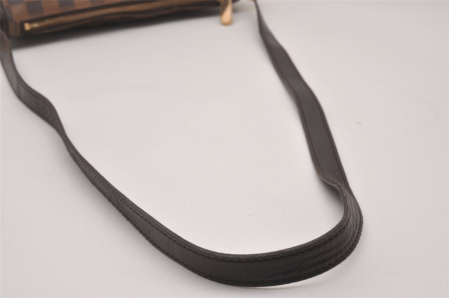 Authentic Louis Vuitton Damier Ravello GM Shoulder Cross Bag N60006 LV 5815I