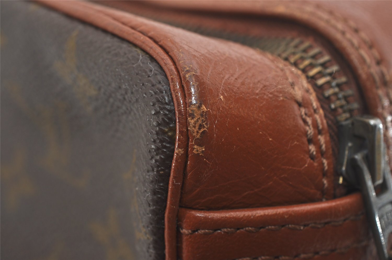 Authentic Louis Vuitton Monogram Sac Bandouliere 35 Shoulder Bag Old Model 5822I