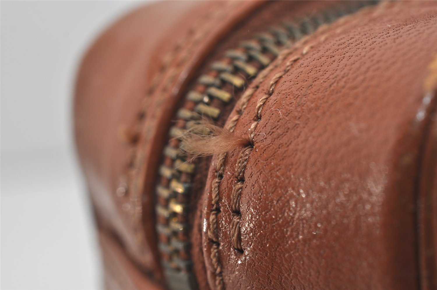 Authentic Louis Vuitton Monogram Sac Bandouliere 35 Shoulder Bag Old Model 5822I