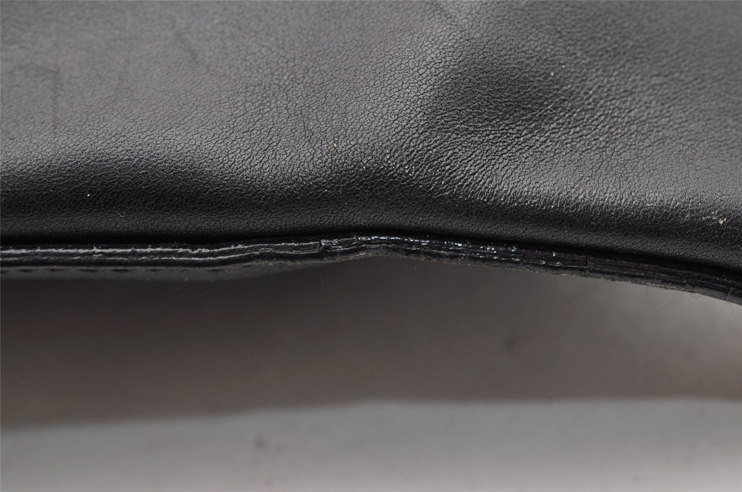 Authentic GUCCI Bamboo Vintage Shoulder Hand Bag Purse Leather Black 5827I