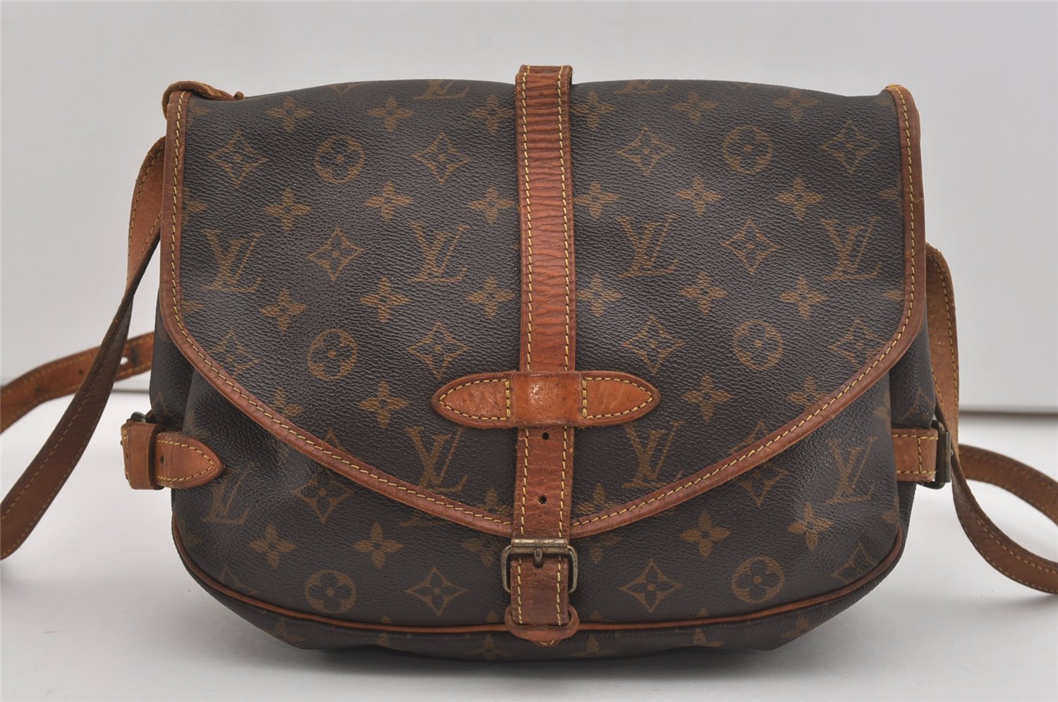 Authentic Louis Vuitton Monogram Saumur 30 Shoulder Cross Bag M42256 LV 5830I