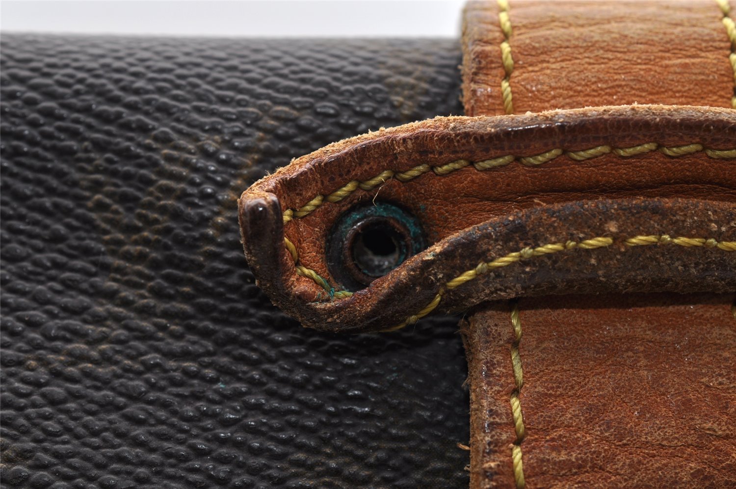 Authentic Louis Vuitton Monogram Saumur 35 Shoulder Cross Bag M42254 LV 5832I