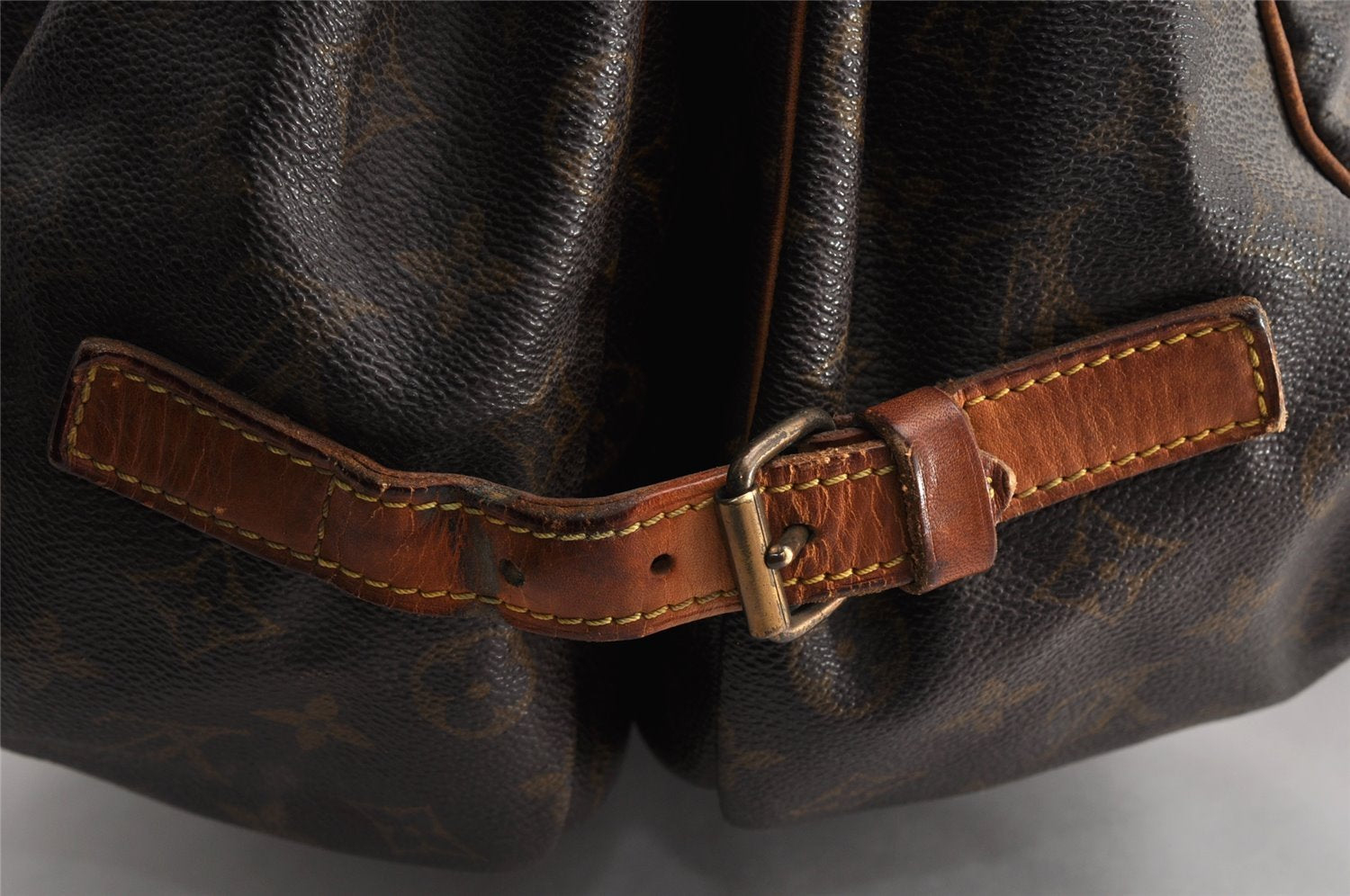 Authentic Louis Vuitton Monogram Saumur 35 Shoulder Cross Bag M42254 LV 5832I