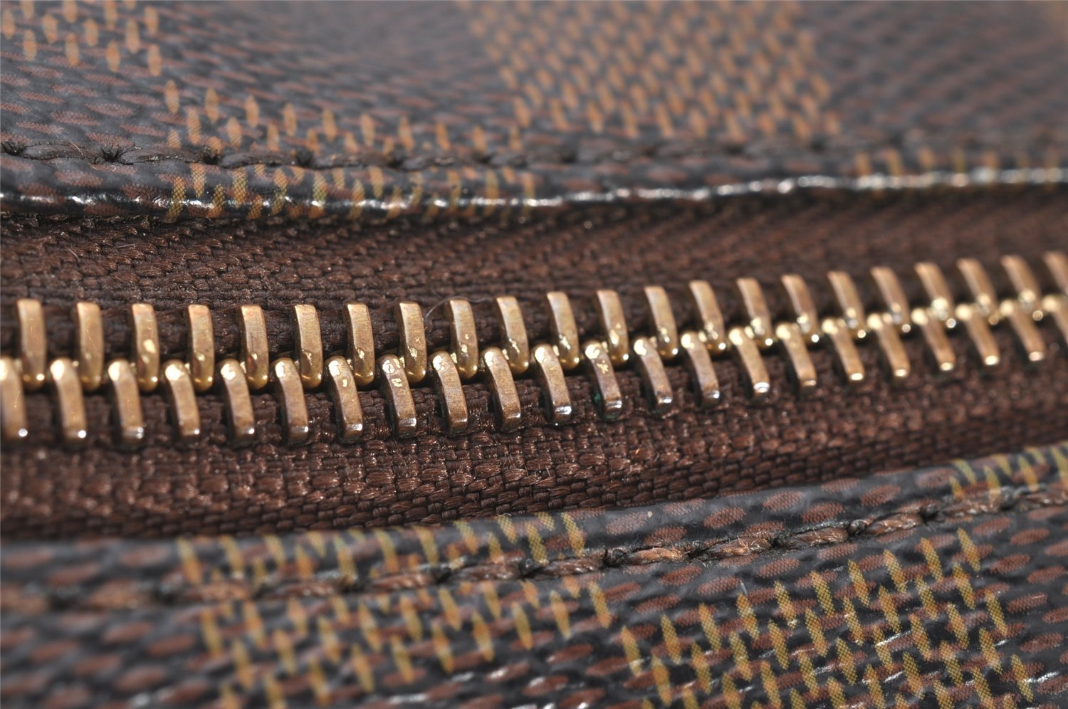 Authentic Louis Vuitton Damier Bloomsbury GM Shoulder Cross Bag N42250 LV 5838I