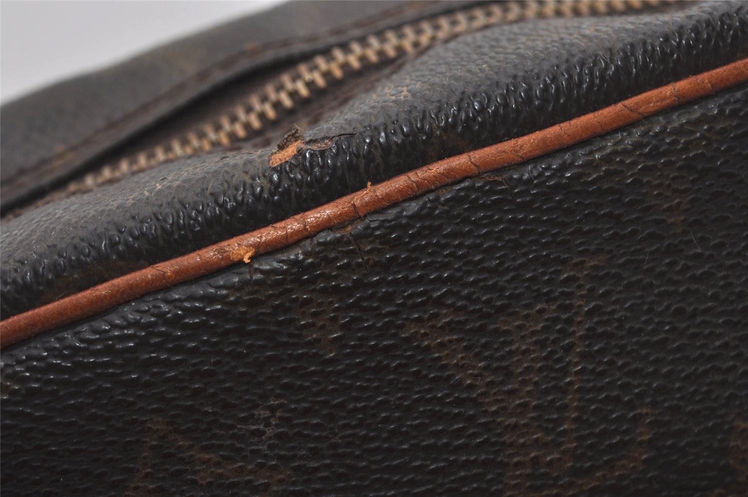 Authentic Louis Vuitton Monogram Compiegne 28 Clutch Hand Bag M51845 Junk 5846I