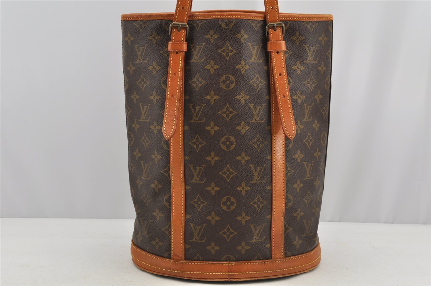 Authentic Louis Vuitton Monogram Bucket GM Shoulder Tote Bag Old Model LV 5847I