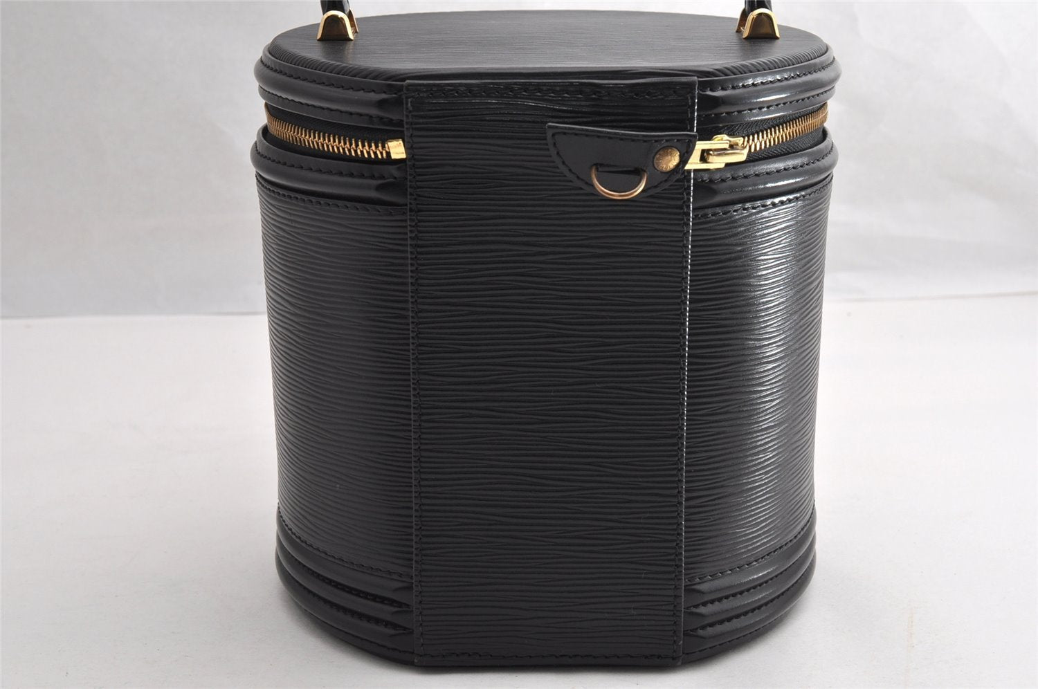 Authentic Louis Vuitton Epi Cannes Cosmetic Hand Bag Purse Black M48032 LV 5851I