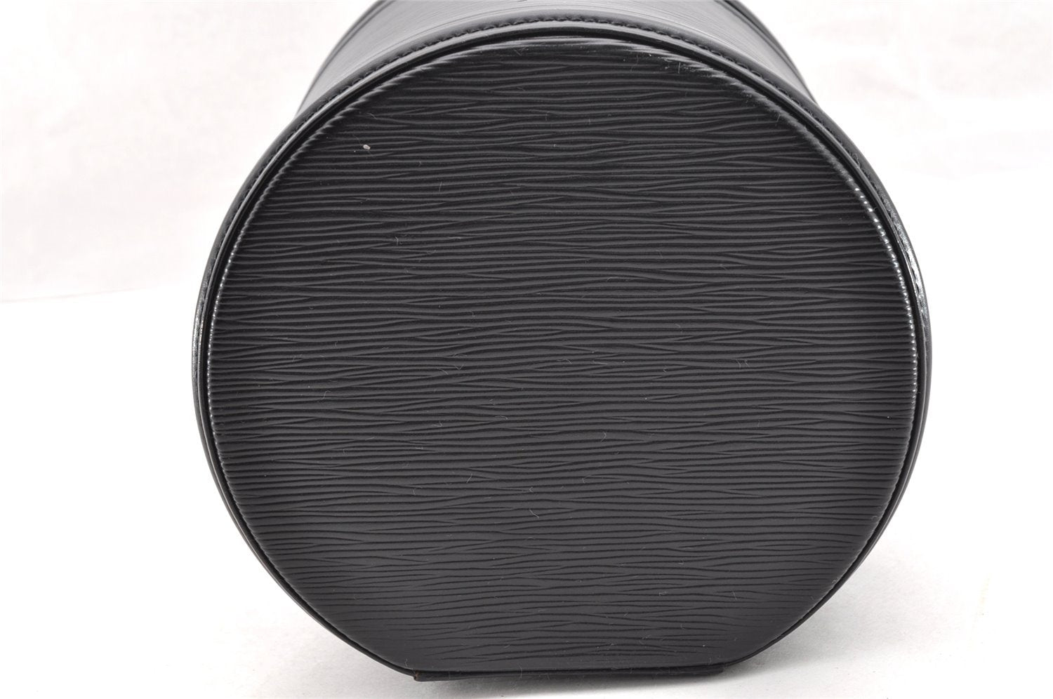 Authentic Louis Vuitton Epi Cannes Cosmetic Hand Bag Purse Black M48032 LV 5851I