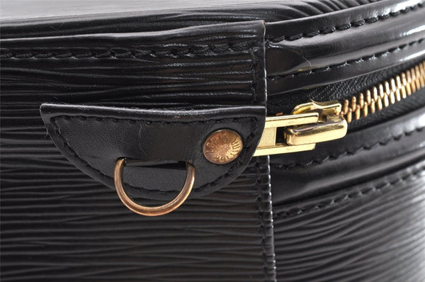Authentic Louis Vuitton Epi Cannes Cosmetic Hand Bag Purse Black M48032 LV 5851I