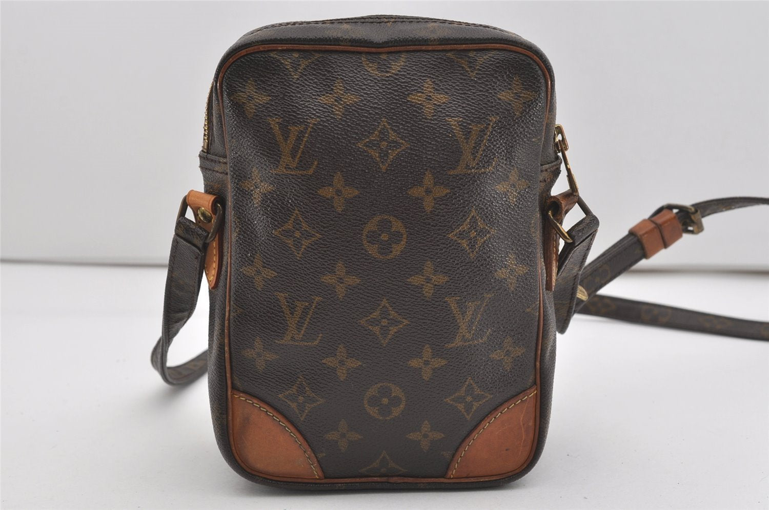 Authentic Louis Vuitton Monogram Amazone Shoulder Cross Body Bag M45236 LV 5855I
