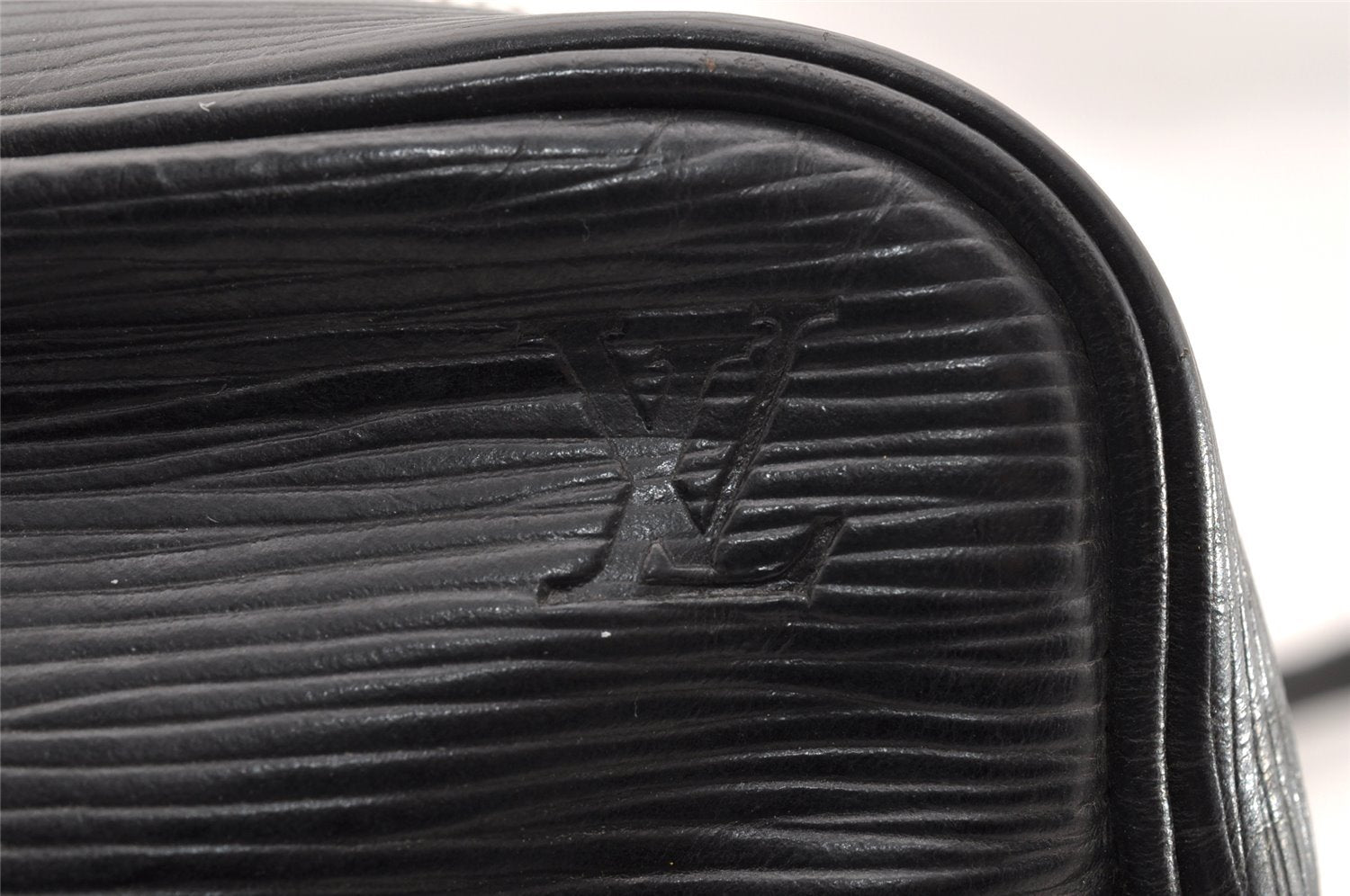 Auth Louis Vuitton Epi Trocadero 27 Shoulder Cross Bag Black M52302 LV 5861I