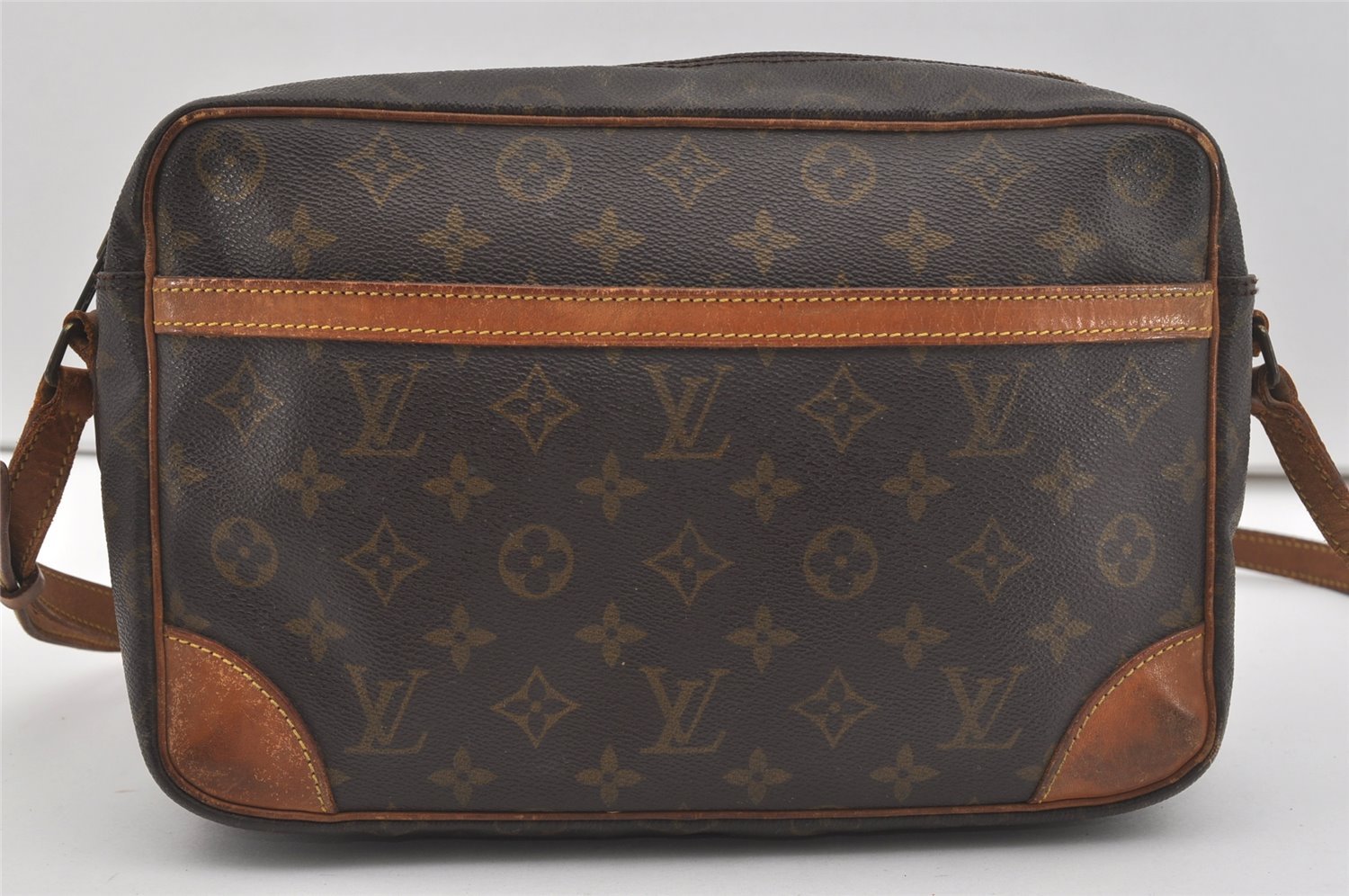 Authentic Louis Vuitton Monogram Trocadero 30 Shoulder Cross Bag M51272 LV 5862I