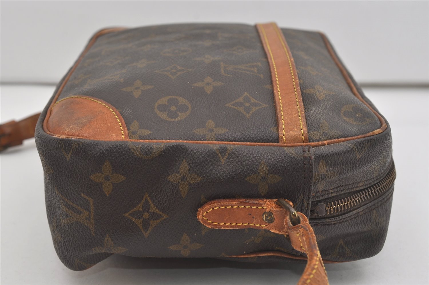 Authentic Louis Vuitton Monogram Trocadero 30 Shoulder Cross Bag M51272 LV 5862I