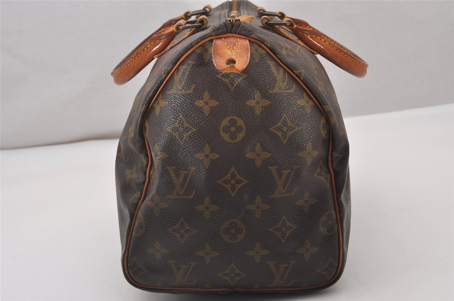 Authentic Louis Vuitton Monogram Speedy 30 Hand Boston Bag M41526 LV 5867I