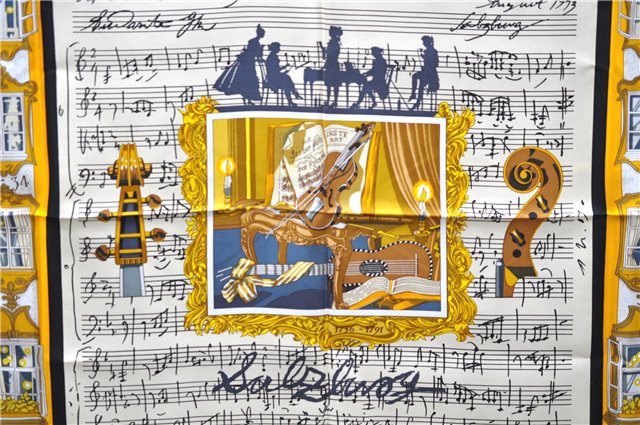 Authentic HERMES Carre 90 Scarf 