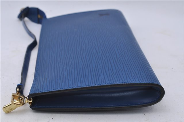 Authentic Louis Vuitton Epi Pochette Accessoires Pouch Blue M52945 LV 5879C