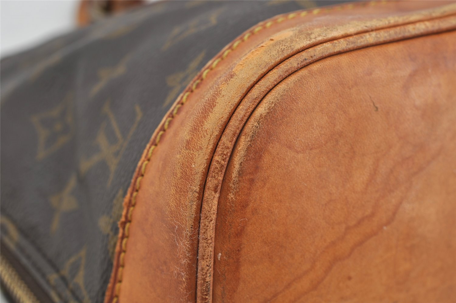 Authentic Louis Vuitton Monogram Alma Hand Bag Purse M51130 LV 5892I