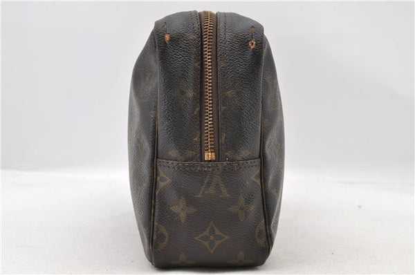 Auth LOUIS VUITTON Monogram Trousse Toilette 28 Clutch Hand Bag M47522 LV 5904C
