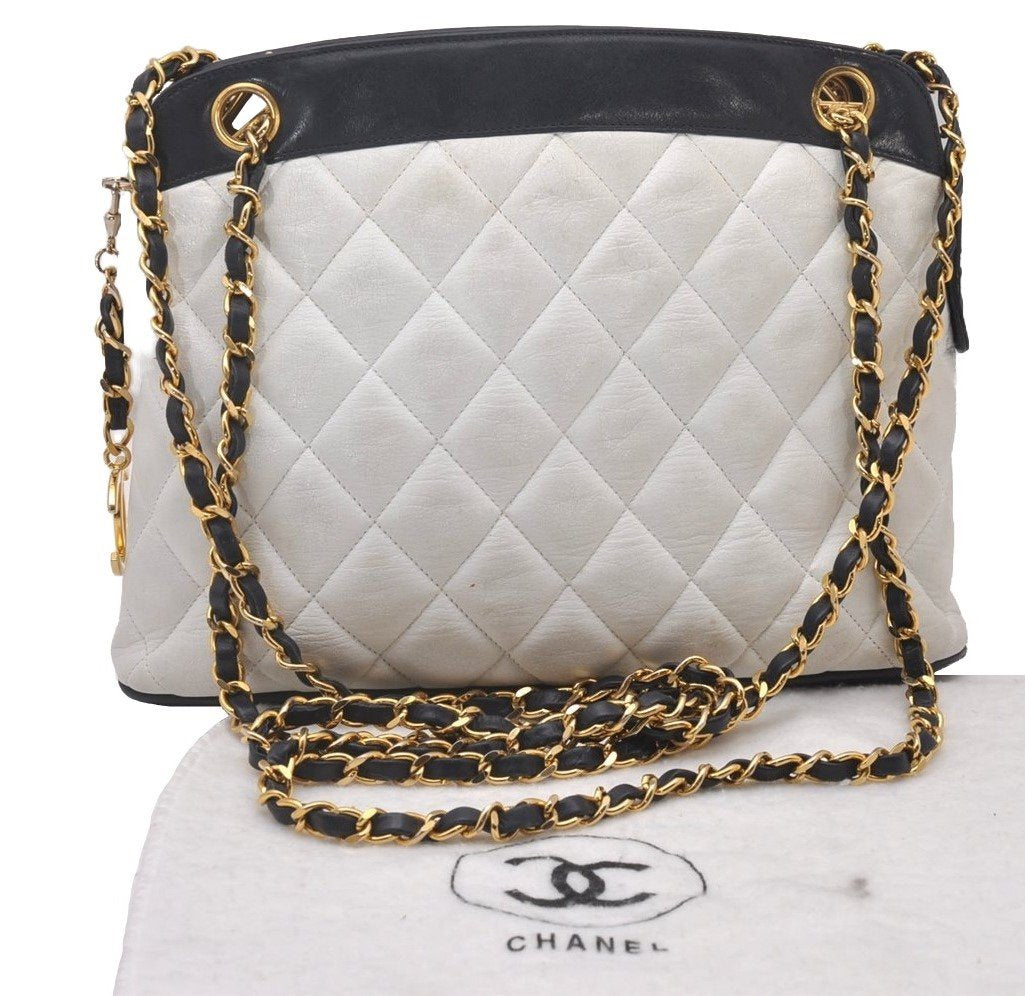 Authentic CHANEL Calf Skin Matelasse Chain Shoulder Cross Bag White CC 5905I