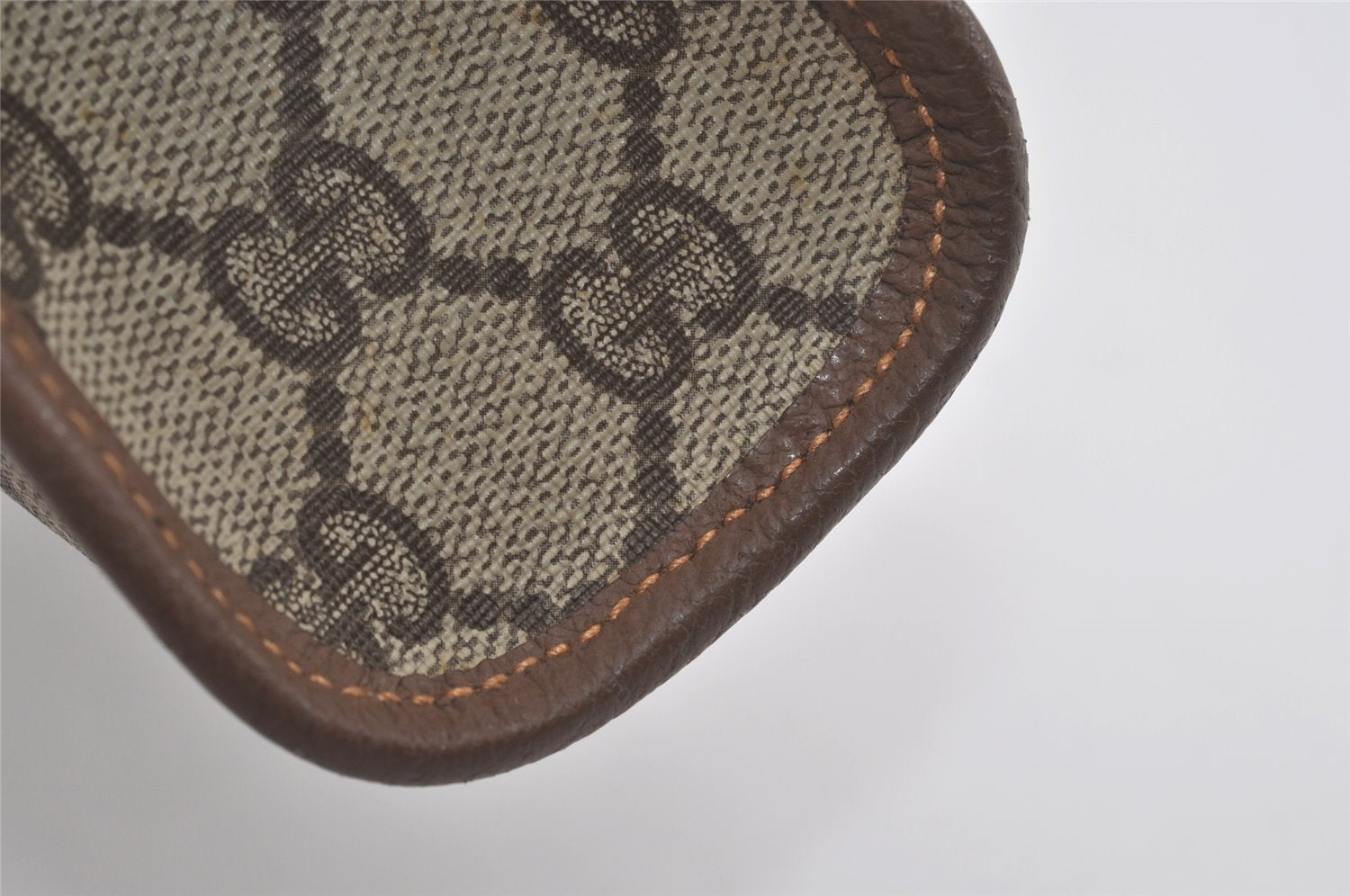 Authentic GUCCI Vintage Clutch Hand Bag Purse GG PVC Leather Brown 5910I