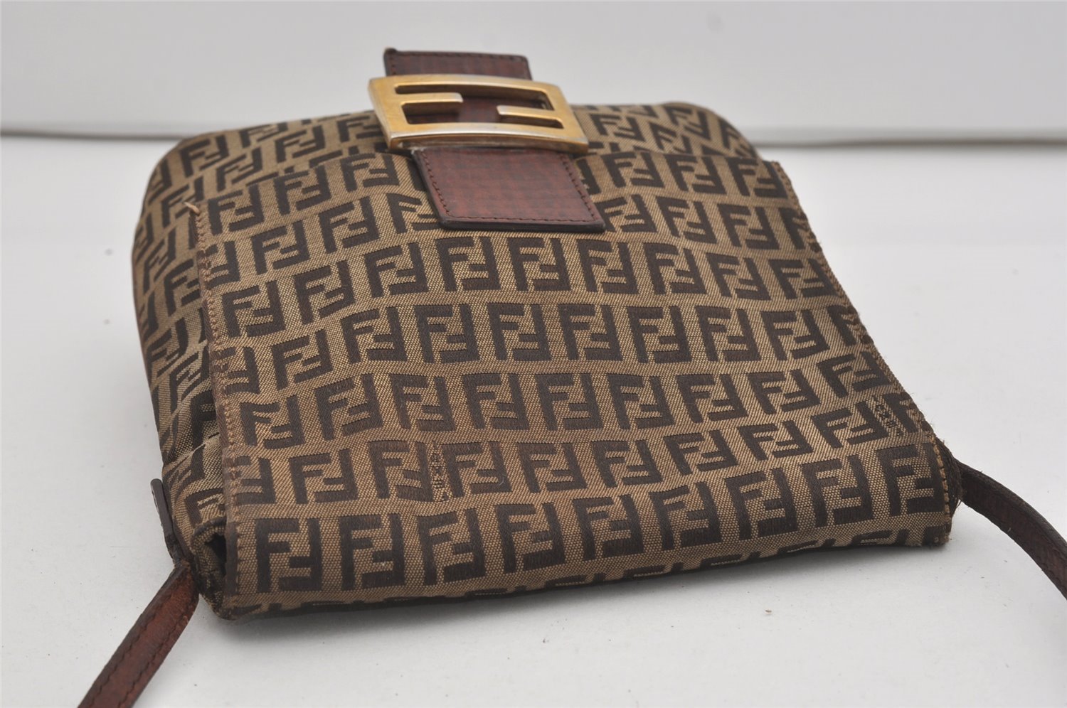 Authentic FENDI Zucchino Mamma Baguette Shoulder Bag Canvas Leather Brown 5911I