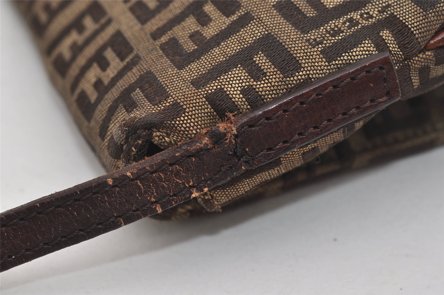 Authentic FENDI Zucchino Mamma Baguette Shoulder Bag Canvas Leather Brown 5911I
