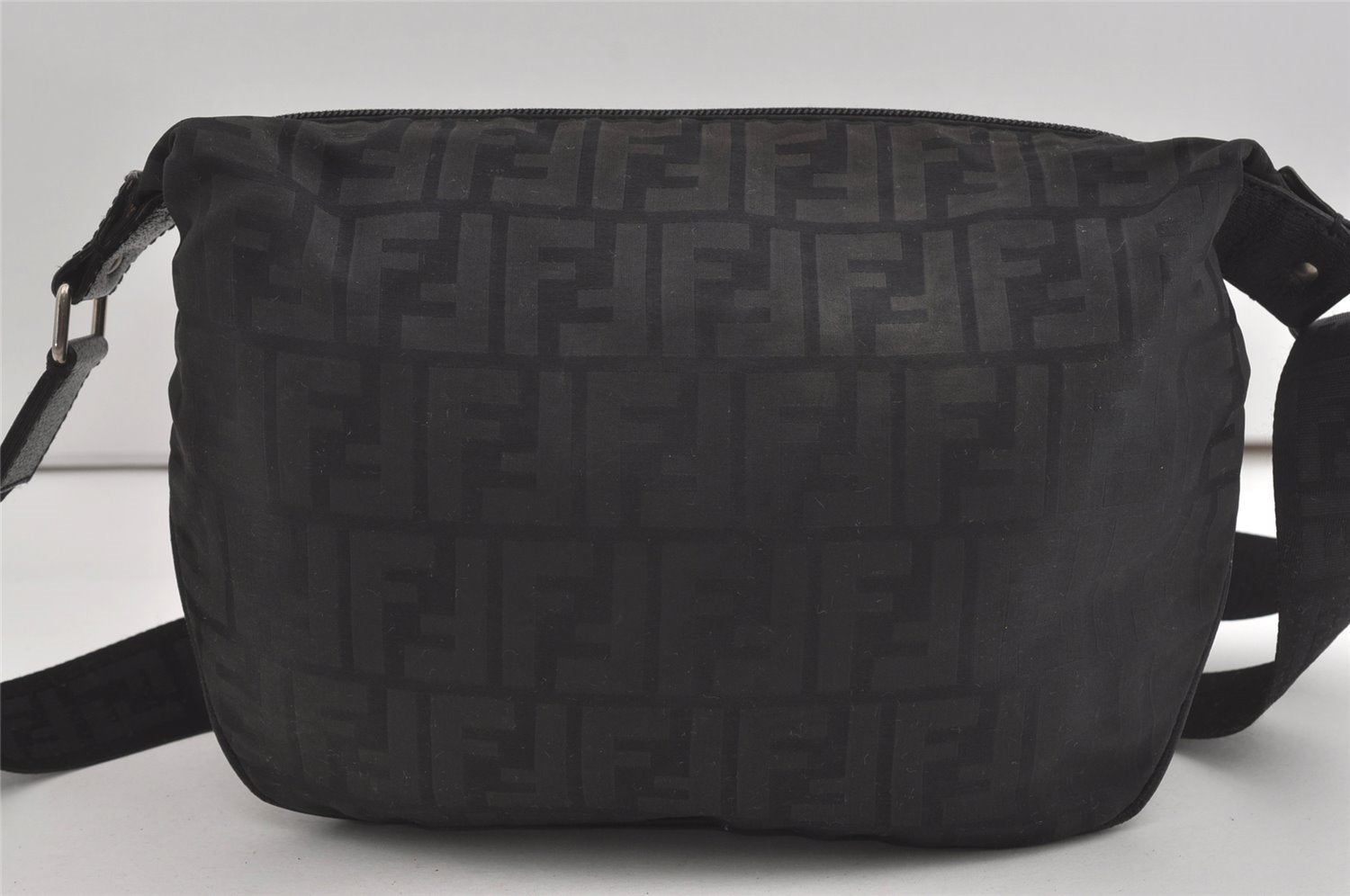 Authentic FENDI Zucca Shoulder Cross Body Bag Purse Canvas Leather Black 5916I