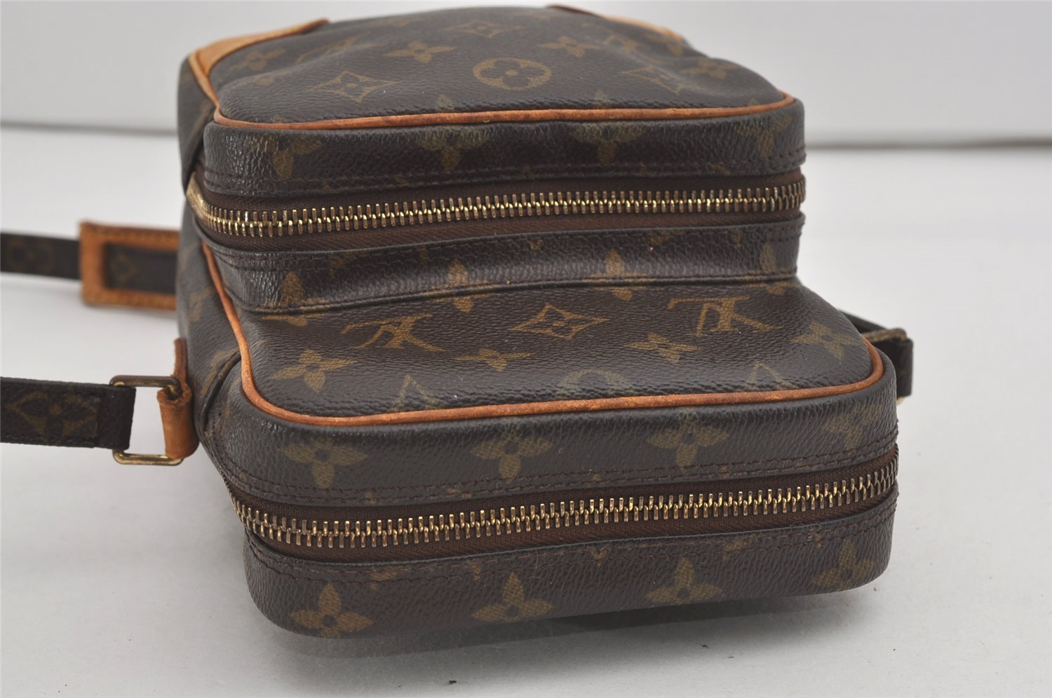 Authentic Louis Vuitton Monogram Amazone Shoulder Cross Body Bag M45236 LV 5918I