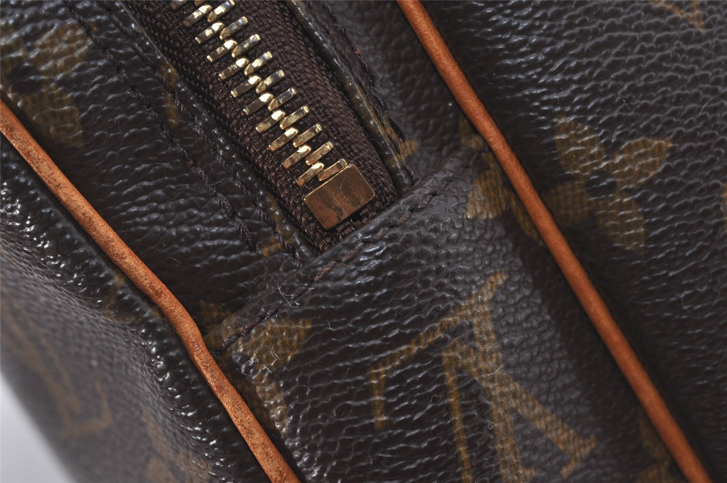 Authentic Louis Vuitton Monogram Amazone Shoulder Cross Body Bag M45236 LV 5918I