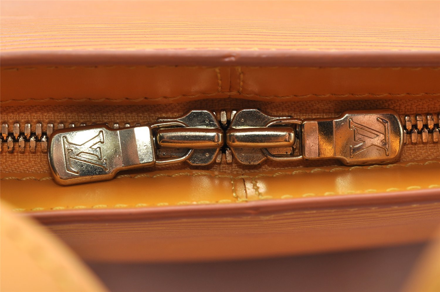 Authentic Louis Vuitton Epi Lussac Shoulder Tote Bag Yellow M52289 LV 5923I