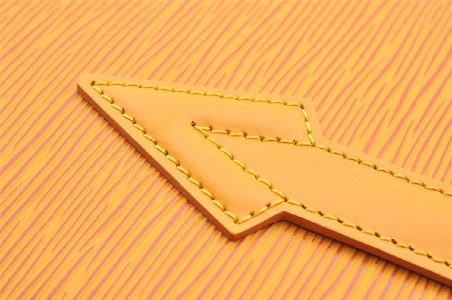 Authentic Louis Vuitton Epi Lussac Shoulder Tote Bag Yellow M52289 LV 5923I