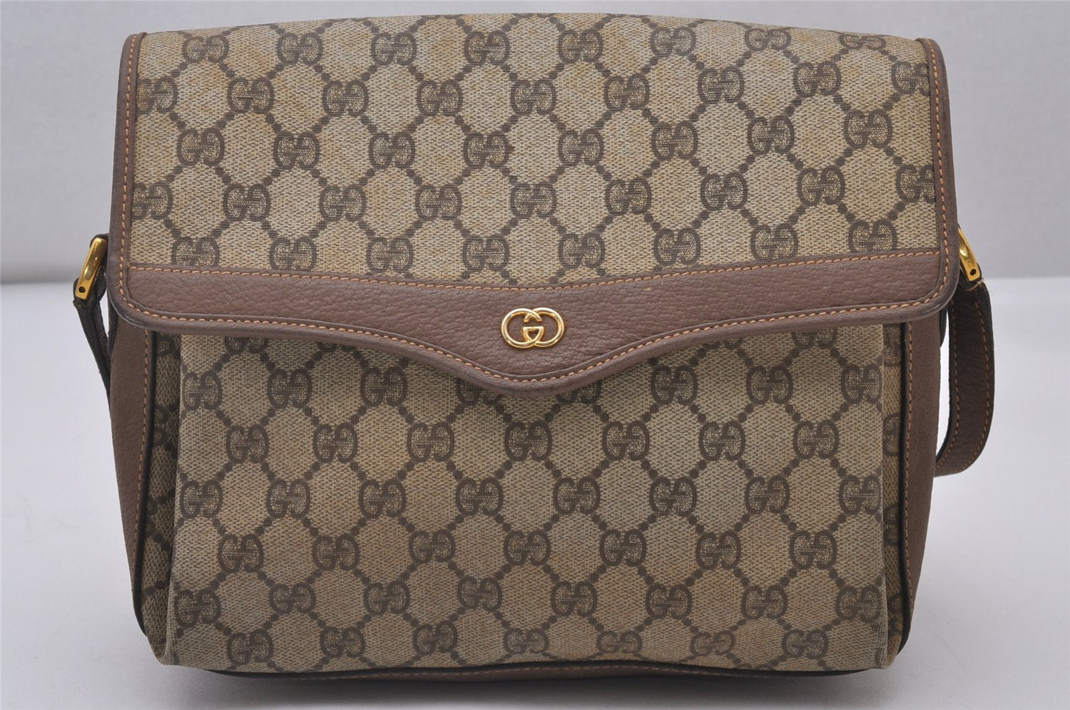 Authentic GUCCI Shoulder Cross Body Bag Purse GG PVC Leather Brown Junk 5925I