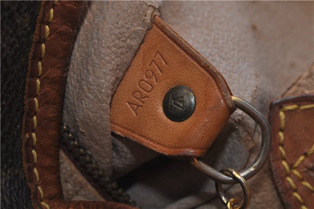 Authentic LOUIS VUITTON Monogram Bucket GM Shoulder Bag M42236 LV 5938C