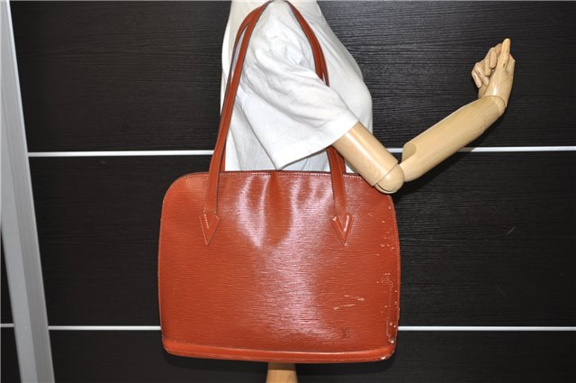 Authentic LOUIS VUITTON Epi Lussac Shoulder Bag Brown M52283 LV 5941C