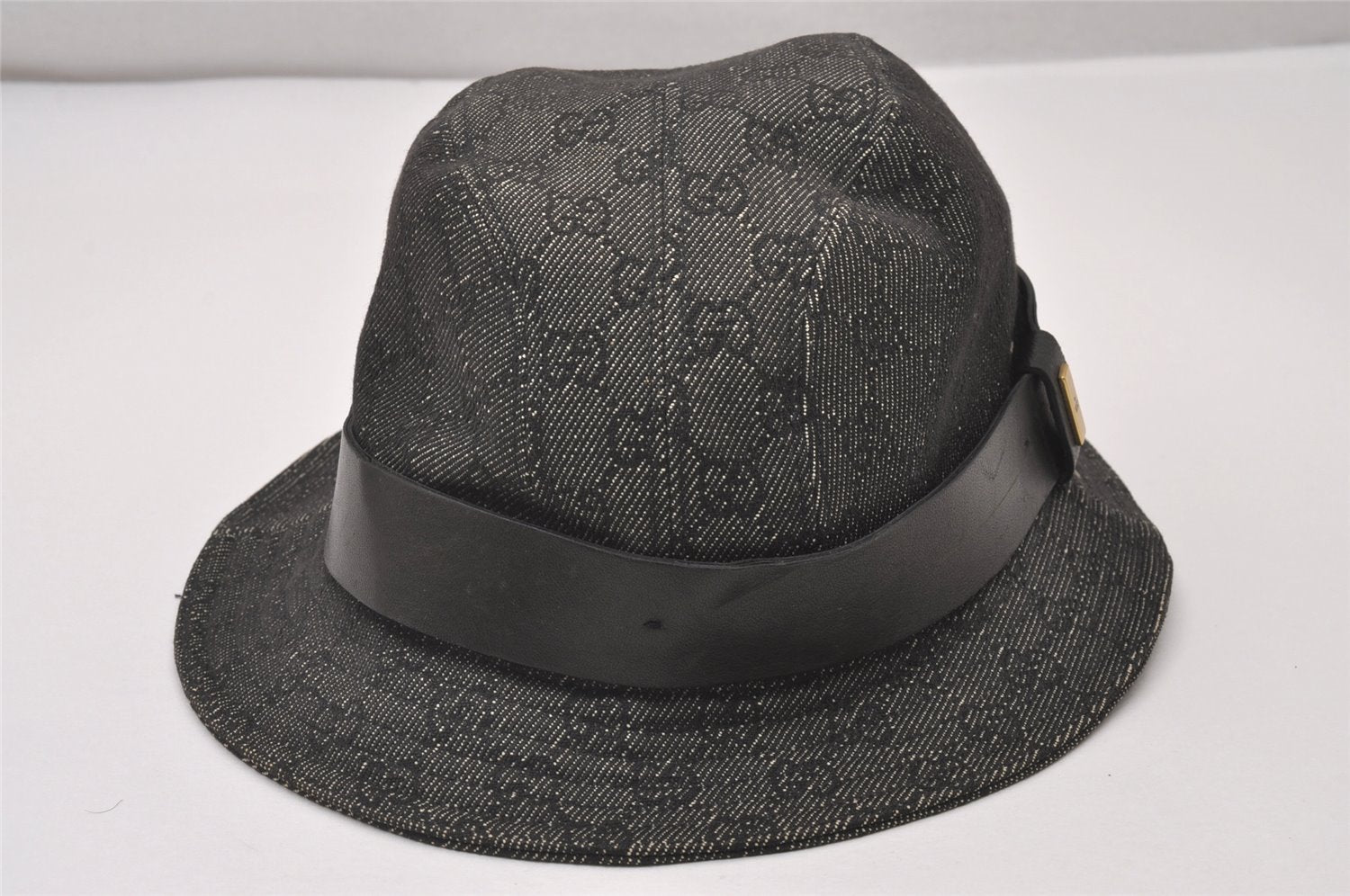 Authentic GUCCI Vintage Bucket Hat GG Canvas Leather Size XL 22