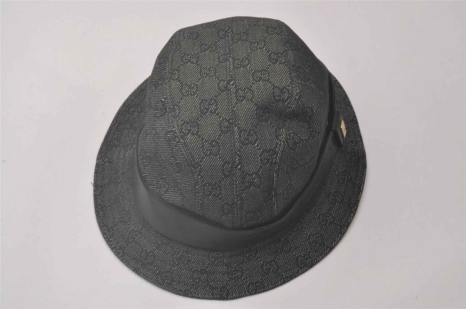 Authentic GUCCI Vintage Bucket Hat GG Canvas Leather Size XL 22