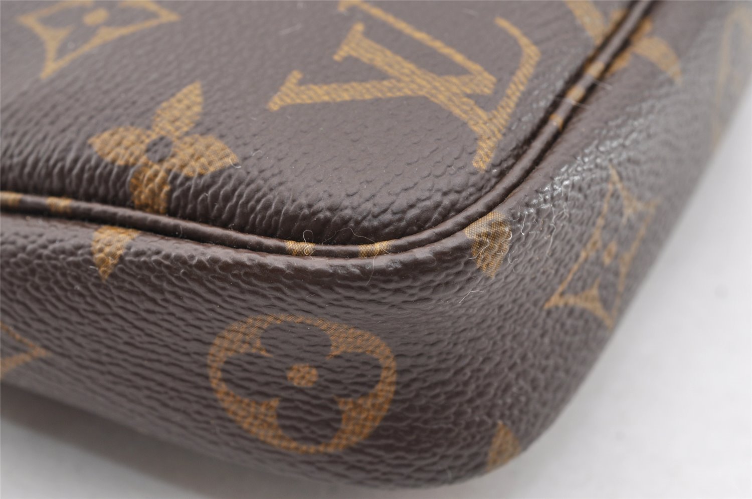 Authentic Louis Vuitton Monogram Pochette Accessoires Pouch M51980 LV 6027I