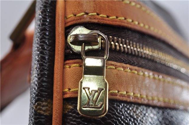 Auth Louis Vuitton Monogram Pochette Bosphore Shoulder Cross Bag M40044 LV 6031E