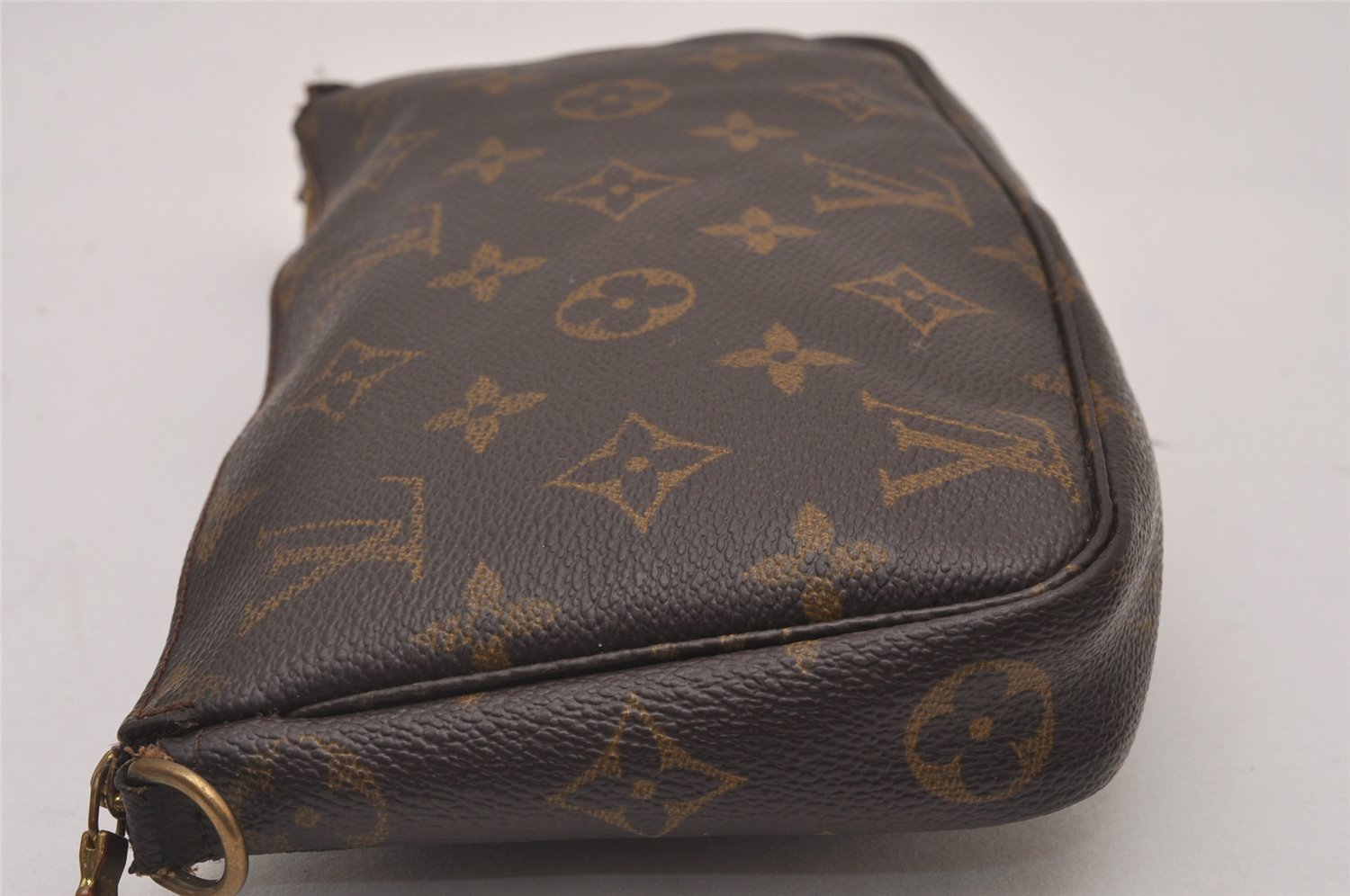 Authentic Louis Vuitton Monogram Pochette Accessoires Shoulder Cross Pouch 6040I