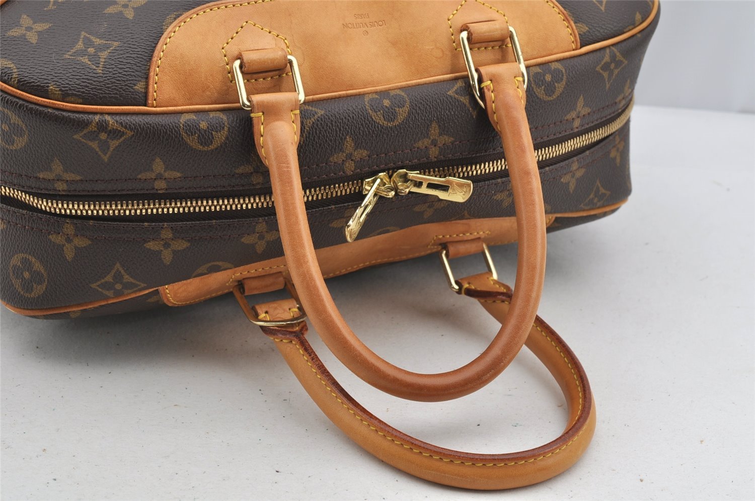 Authentic Louis Vuitton Monogram Deauville Hand Bag M47270 LV 6043I