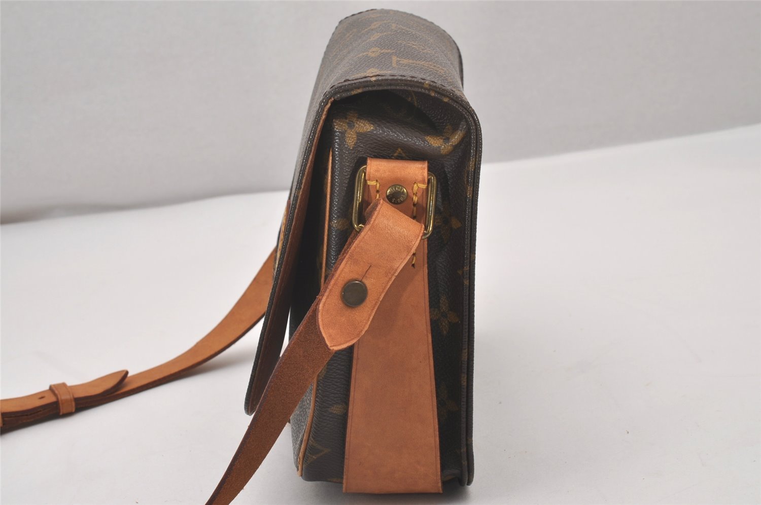 Authentic Louis Vuitton Monogram Cartouchiere MM M51253 Shoulder Cross Bag 6044I