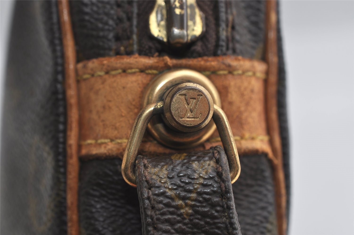 Auth Louis Vuitton Monogram Marly Dragonne GM M51825 Clutch Hand Bag Junk 6045I