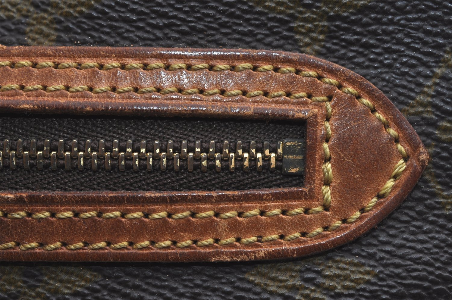 Auth Louis Vuitton Monogram Marly Dragonne GM M51825 Clutch Hand Bag Junk 6045I