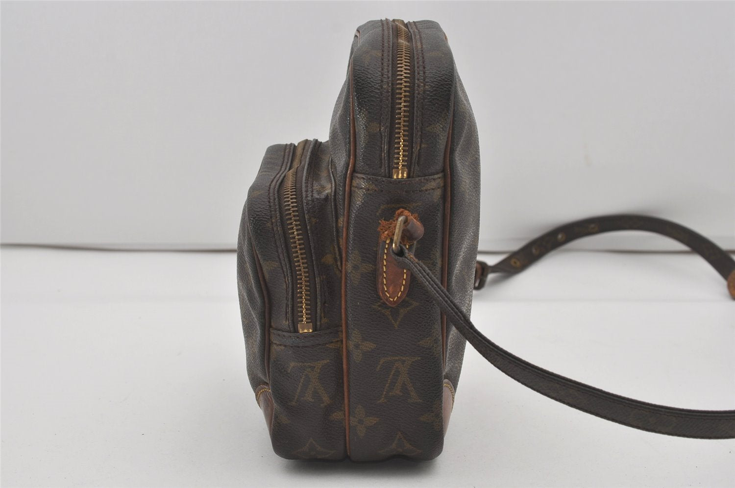 Authentic Louis Vuitton Monogram Amazone Shoulder Cross Bag M45236 Junk 6052I