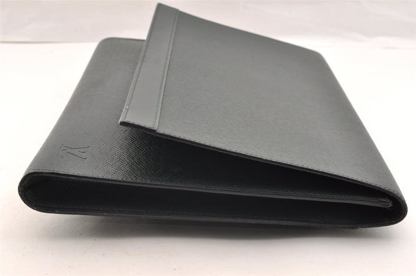 Auth Louis Vuitton Taiga Volga Document case Clutch Bag Green M30204 LV 6053I