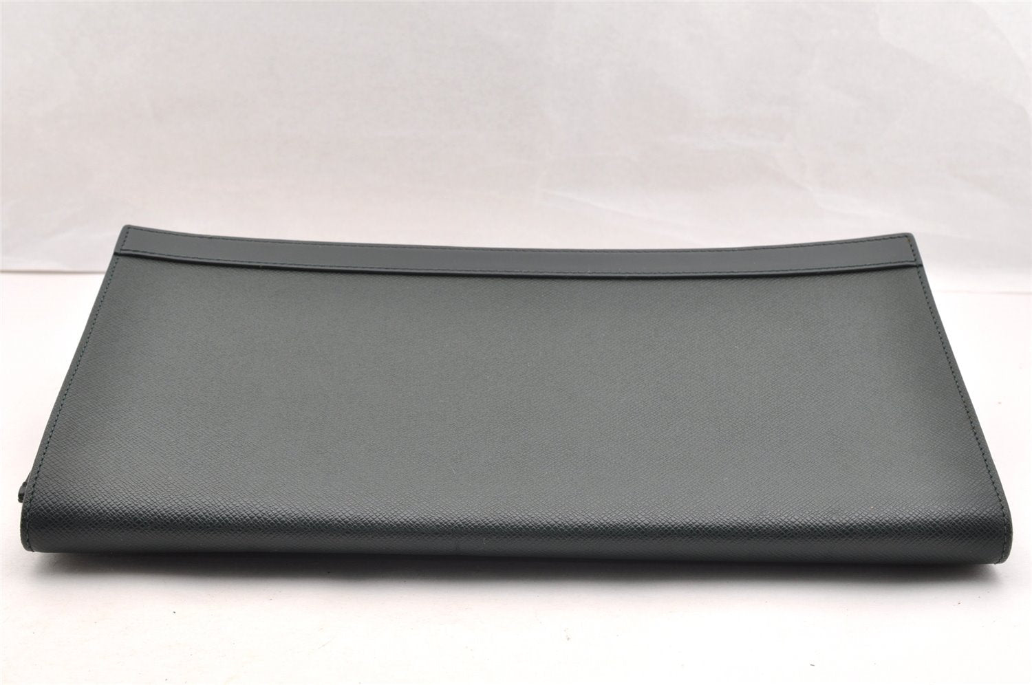 Auth Louis Vuitton Taiga Volga Document case Clutch Bag Green M30204 LV 6053I